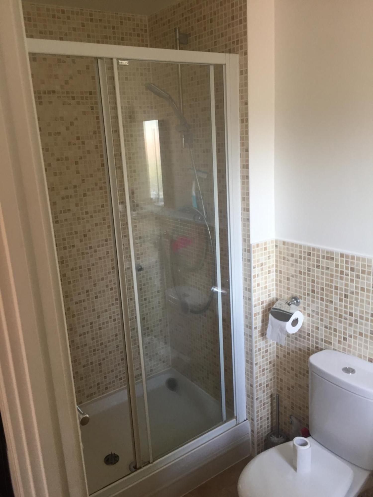 Benjamin Guest house Yiewsley Extérieur photo